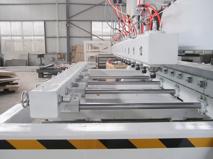 12 頭數控雕刻機 12 頭數控雕刻機