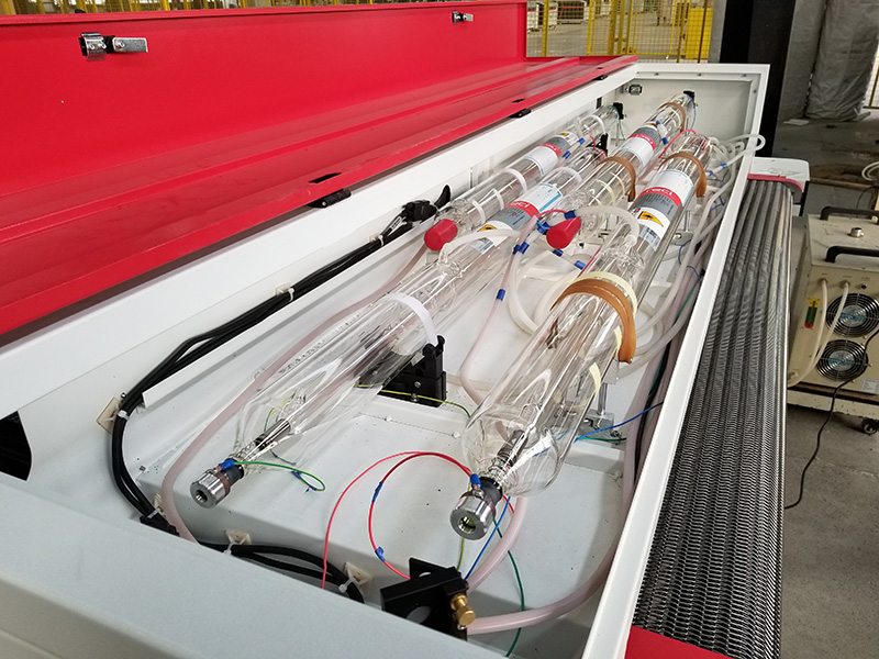 激光布料切割機激光管