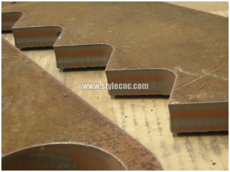 等離子切割機(jī)在厚金屬切割中的應(yīng)用