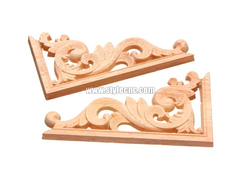 數控雕刻機進行木工藝品雕刻