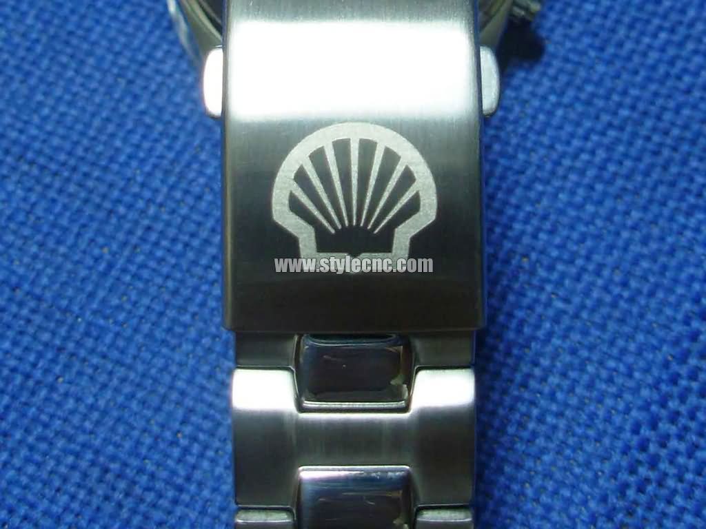 光纖激光雕刻機(jī)用于金屬表帶項(xiàng)目