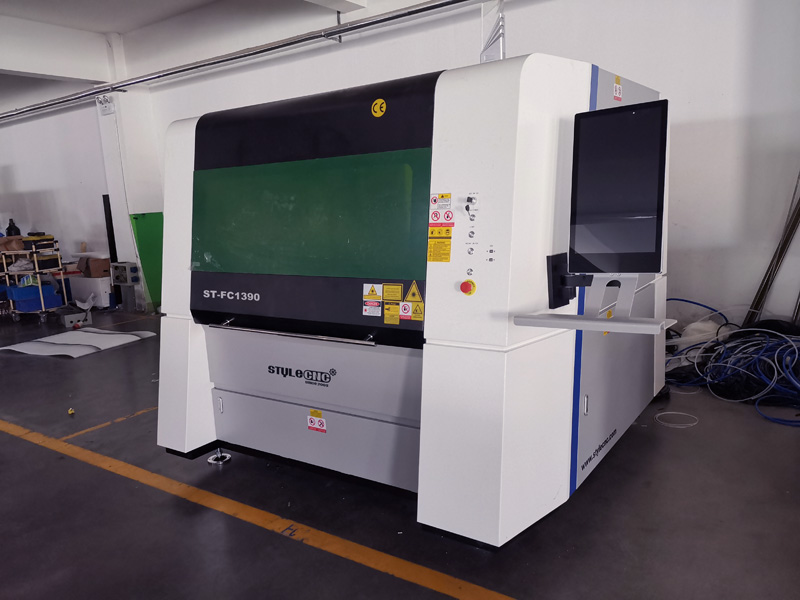 小型金屬激光切割機(jī) 小型金屬激光切割機(jī)