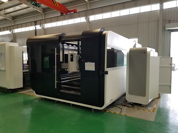 2000W IPG光纖激光切割機(jī)