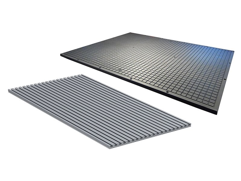 數控雕刻機真空吸臺和T型槽吸臺如何選擇？