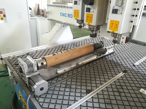 帶車床附件的氣動自動換刀數控雕刻刻機