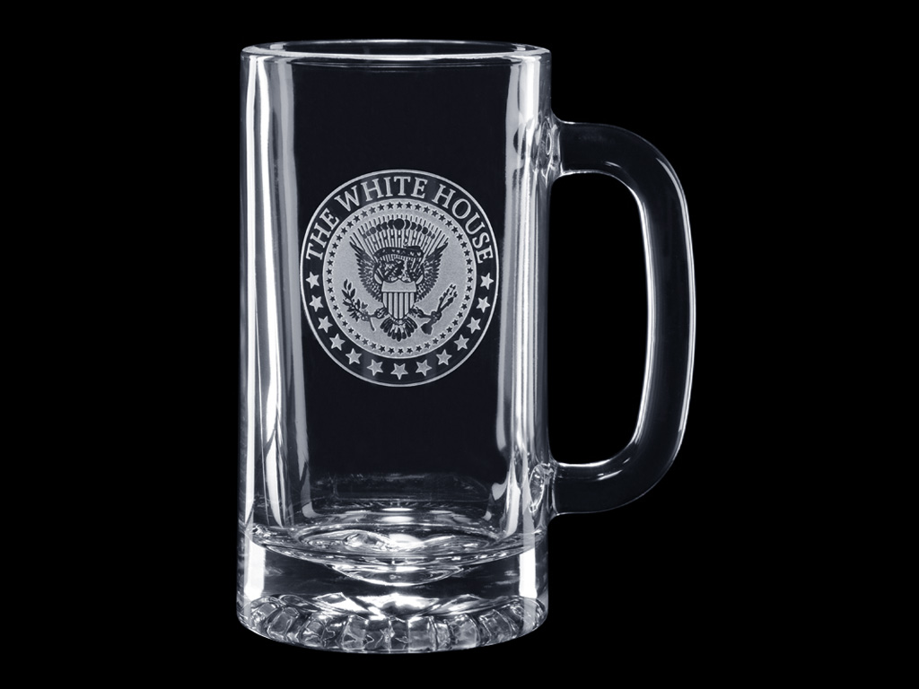 用于個性化啤酒杯蝕刻的紫外線激光雕刻機