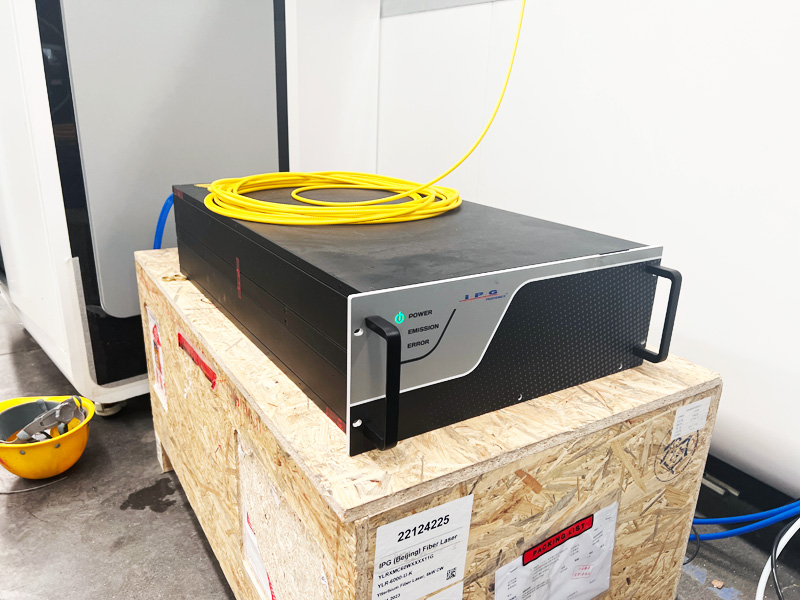 高精準度 6000W IPG光纖激光發(fā)生器