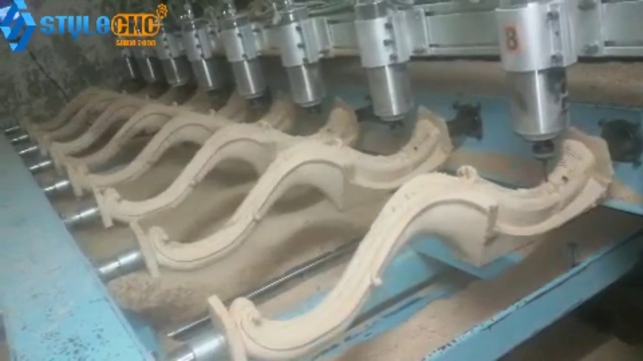 8頭旋轉數控實木立柱銑床