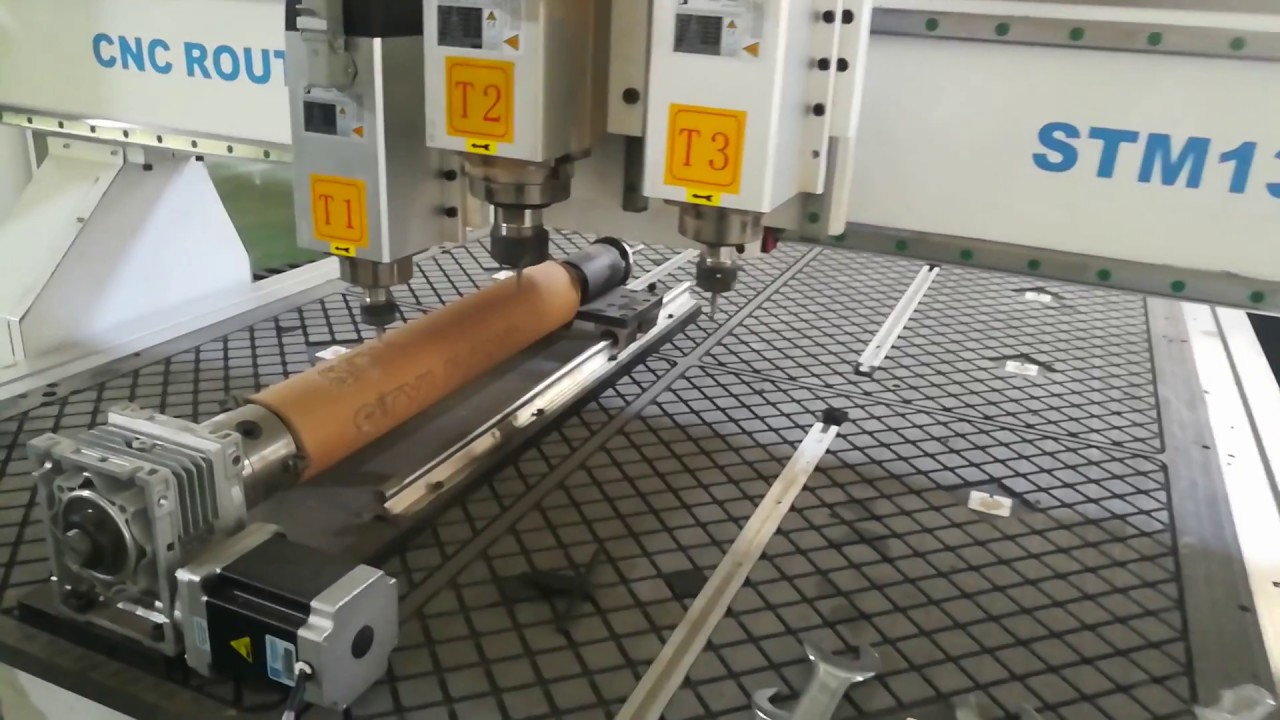 氣動自動換刀數(shù)控銑床（帶車床附件）